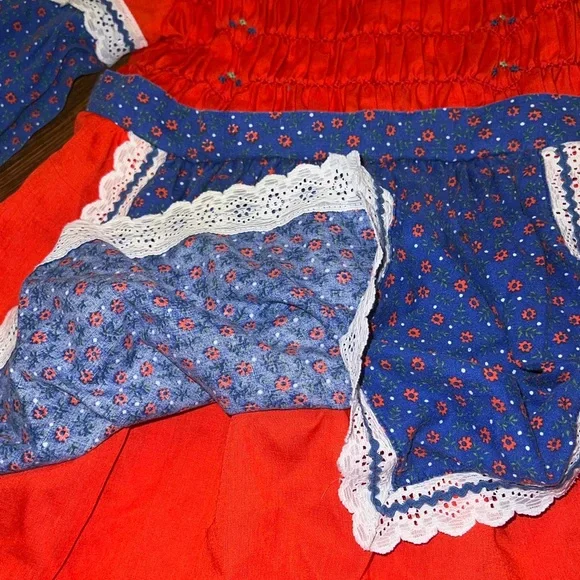 Vintage Toddlers 70s Polly Flinders Hand Smocked Embroidered Apron Dress - Picture 11 of 15